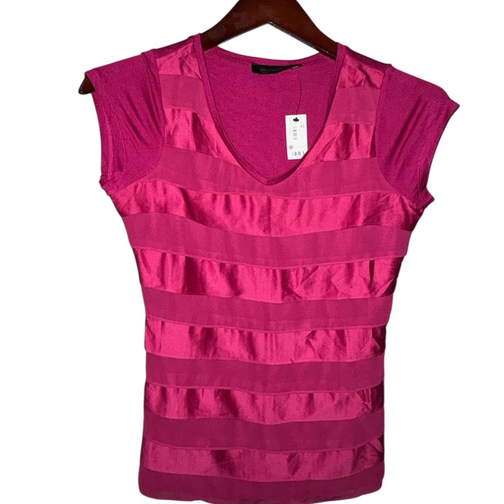 ⚡️NWT The Limited Fuchsia Striped Blouse
